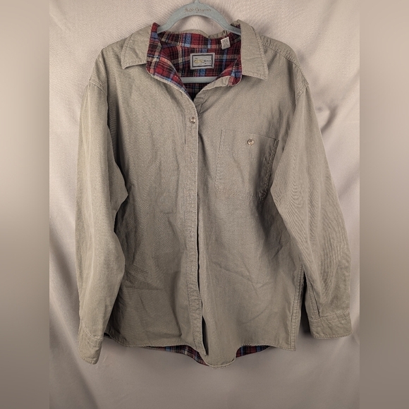 Cabela's flannel-lined jacket in XL, see photos for two small marks on the back - Picture 2 of 8